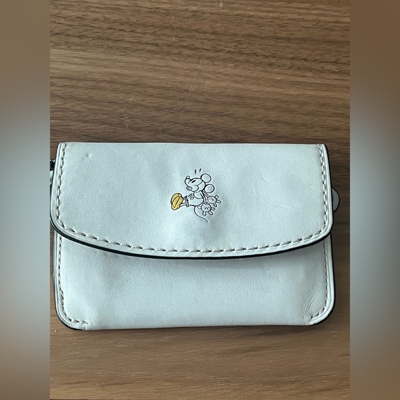 Mickey Mouse Coach clutch - Picture 16 of 16